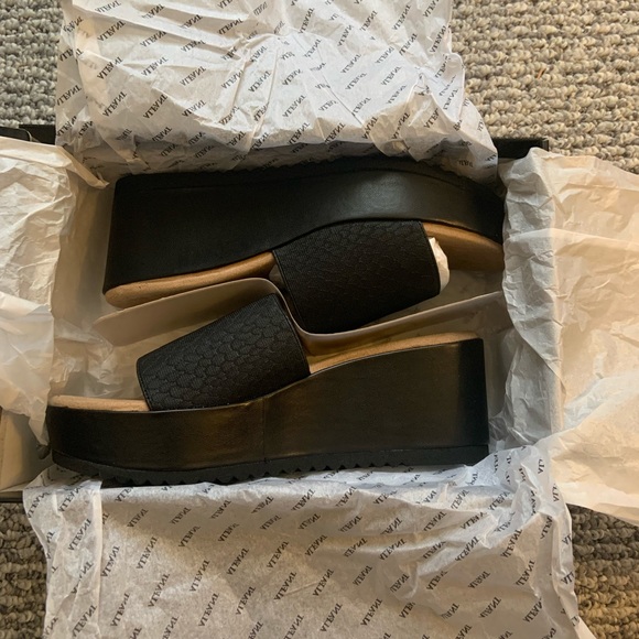 Alfani Shoes - Picture 5 of 7